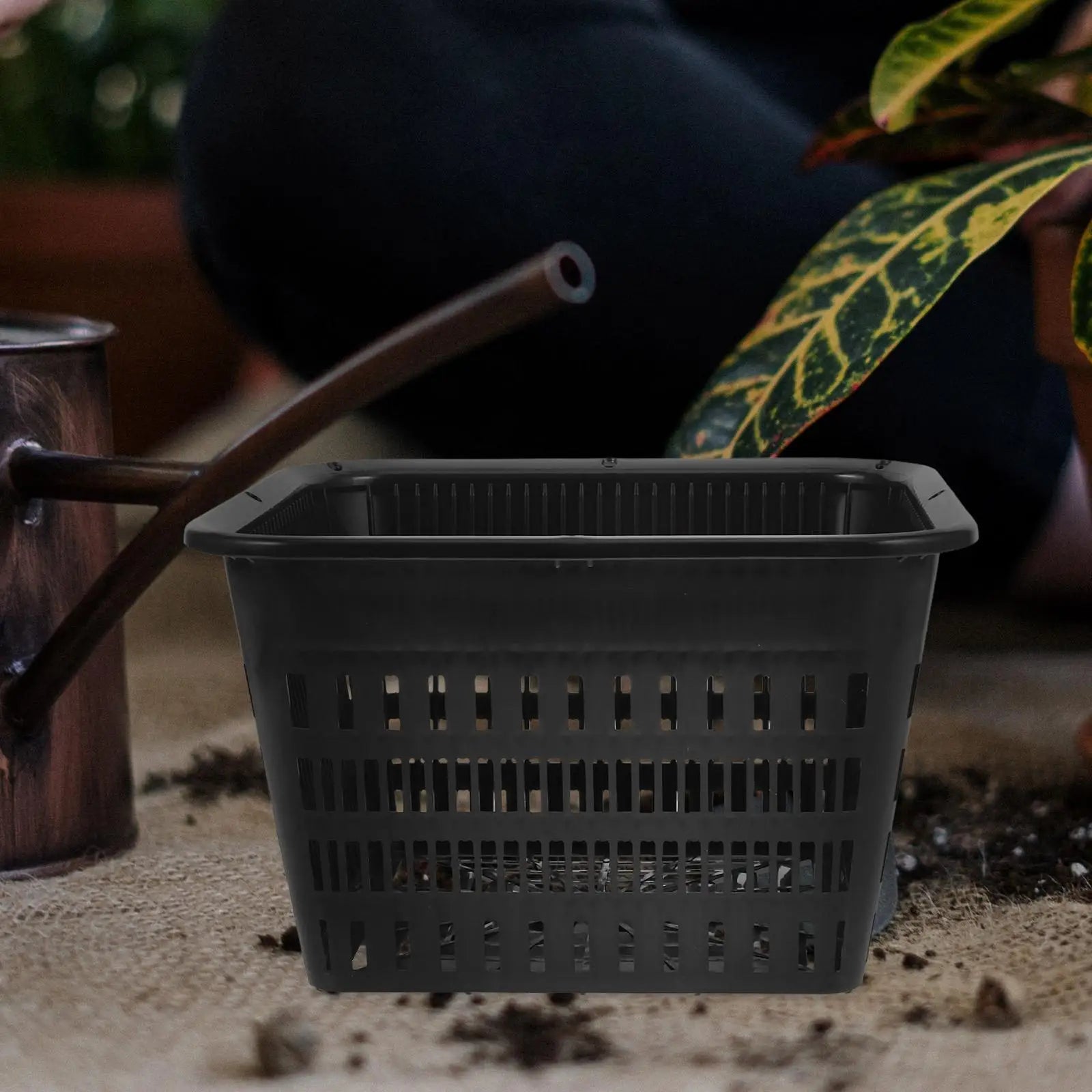 4pcs Black Square Planting Baskets 180mm Hydroponic Mesh Cups with Holes for Balcony Garden Use Plastic Net Pots